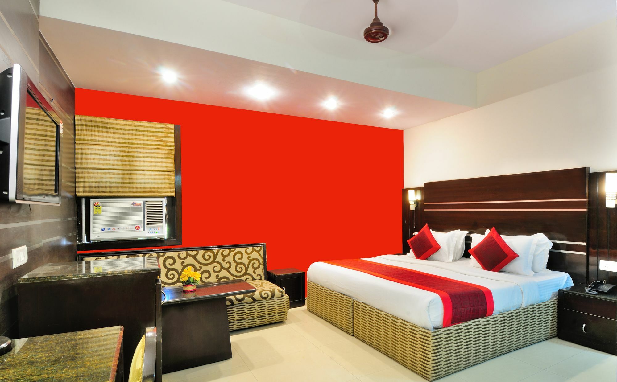Oyo 13541 Otani Hotel Delhi  Buitenkant foto