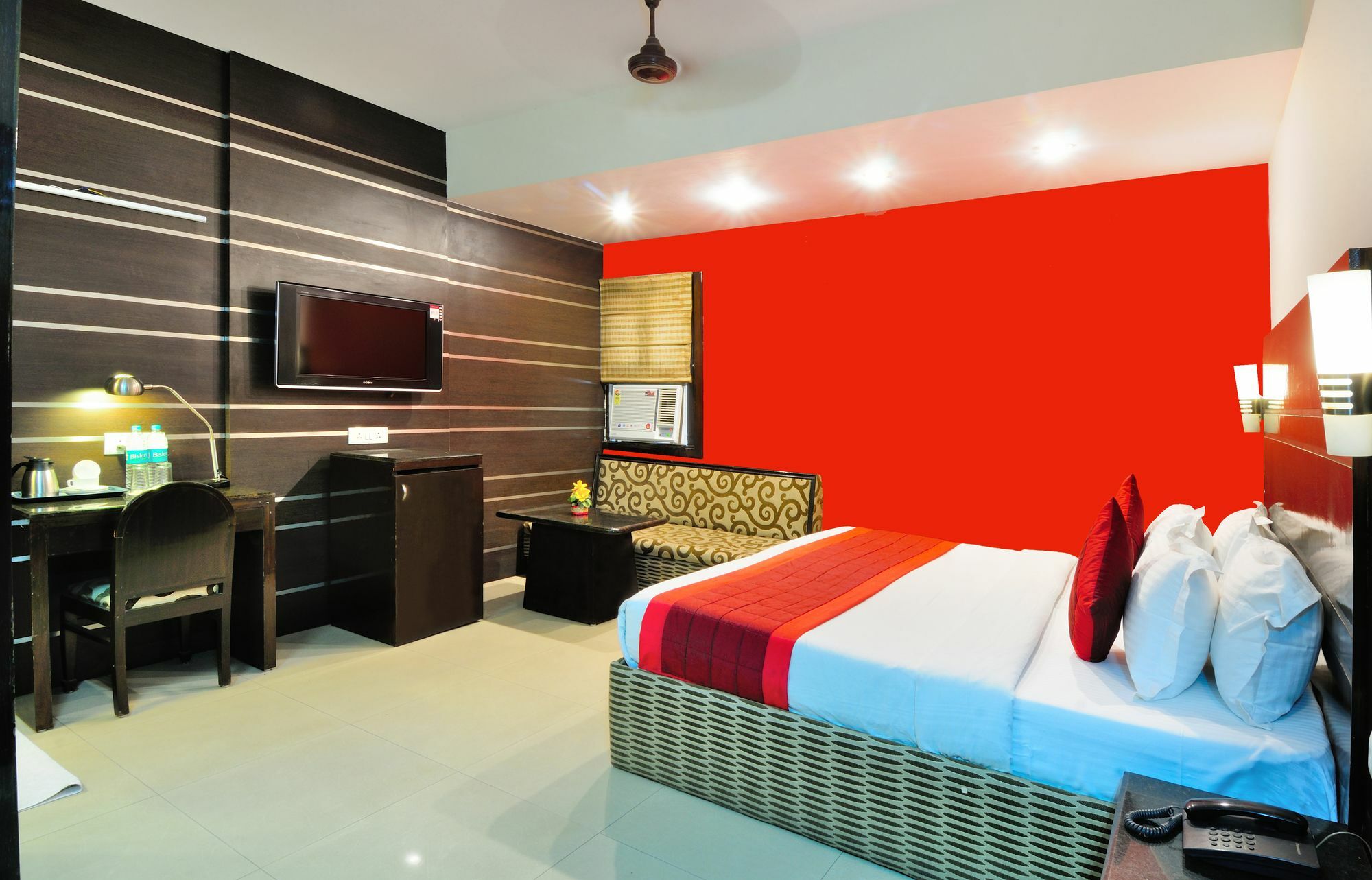 Oyo 13541 Otani Hotel Delhi  Buitenkant foto