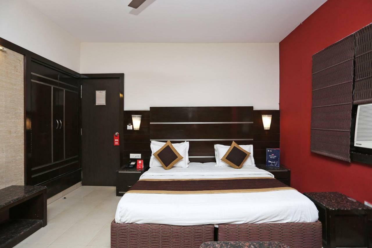 Oyo 13541 Otani Hotel Delhi  Buitenkant foto
